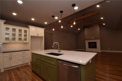 14969 Tikaani Dr, Siloam Springs, AR 72761 - photo 5