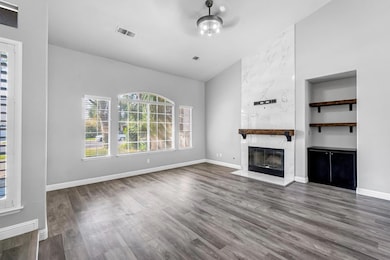 261 W Chennault Ave, Clovis, CA 93611 - photo 6