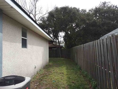 207 C St, Saint Augustine, FL 32080 - photo 4
