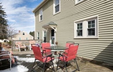 141 Quinapoxet Ln, Worcester, MA 01606 - photo 6