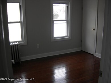 1440 Thackery St, Scranton, PA 18504 - photo 7