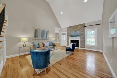 209 Catawba Crest Ln, Clover, SC 29710 - photo 3