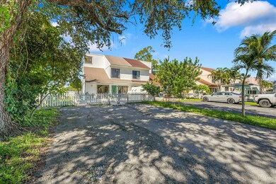 9056 Green Meadows Way, Palm Beach Gardens, FL 33418 - photo 2