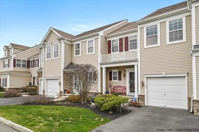 3 Bainbridge Place unit 204, Newburgh, NY 12550 - photo 2