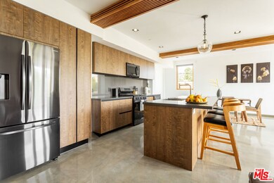 547 N Sweetzer Ave unit 102, West Hollywood, CA 90048 - photo 4