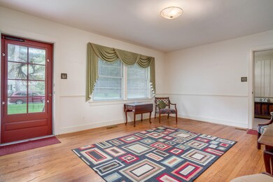 006-825CedarbrookDr-RockyMount-NC-small