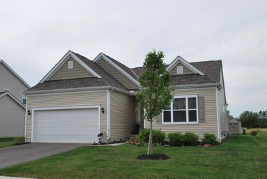 346 Hardwood Ave, Circleville, OH 43113 - photo 2