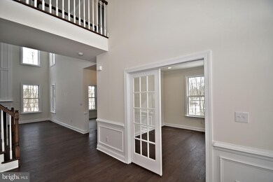 709 Schwenkmill Rd, Perkasie, PA 18944 - photo 6