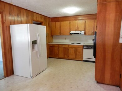 Lots of cabinets