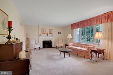 910 Stags Head Rd, Towson, MD 21286 - photo 2