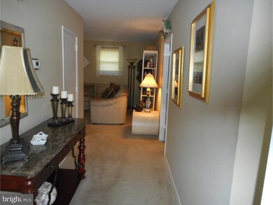 906 Cornwall Terrace, Blackwood, NJ 08012 - photo 2