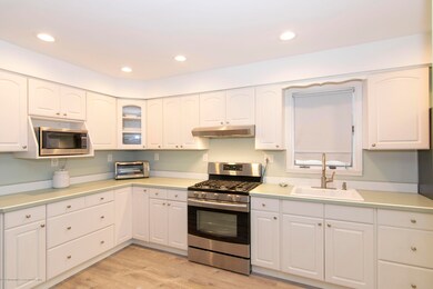 Kitchen 3