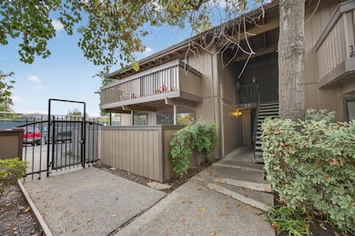 949 Fulton Ave unit 525, Sacramento, CA 95825 - photo 2