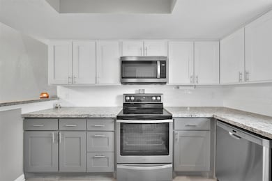 Wonderful neutral colors throughout the condo.