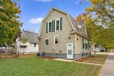 701 8th St NW, Austin, MN 55912 - photo 3