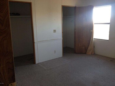 MASTER BEDROOM WITH 2 CLOSETS