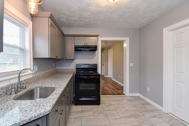 41 Benefit St unit 2, Pawtucket, RI 02861 - photo 6