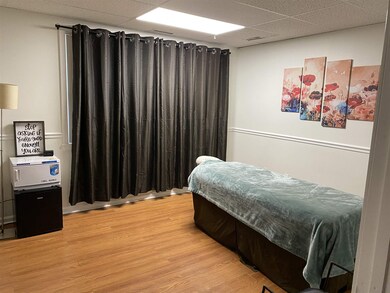 24 Orchard View Dr unit 6, Londonderry, NH 03053 - photo 5