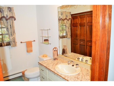 530 Weston Rd, Manchester, NH 03103 - photo 6