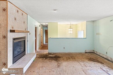 7521 Wade Cir, Anchorage, AK 99518 - photo 4