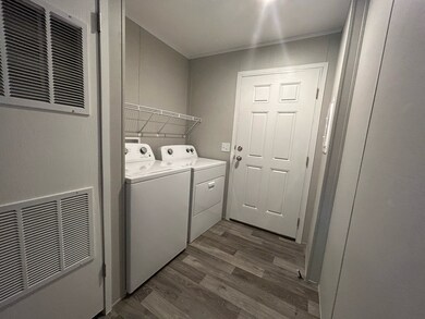 2457 Birch Dr unit 123, Kawkawlin, MI 48631 - photo 5