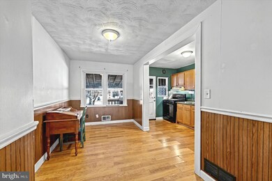 2161 Vailthorn Rd, Middle River, MD 21220 - photo 6