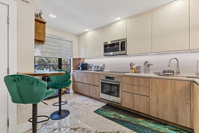 5611 Summer Side Ln unit 46B, Sarasota, FL 34231 - photo 6