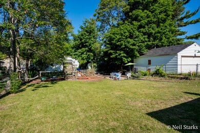 3642 Dunbar St-4