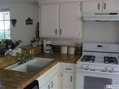 Open Kitchen
