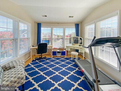 24672 Nettle Mill Square, Stone Ridge, VA 20105 - photo 6