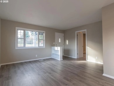 9606 SW 41st Ave, Portland, OR 97219 - photo 4