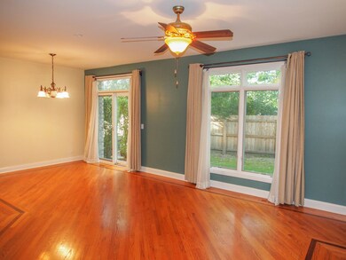 191 Mayo Ct, Elmhurst, IL 60126 - photo 6