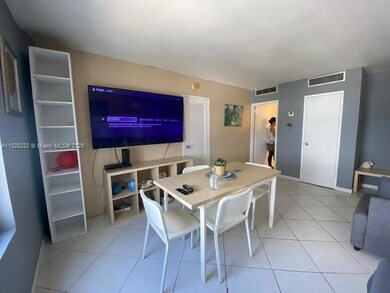 2899 Collins Ave unit 1002, Miami Beach, FL 33140 - photo 6