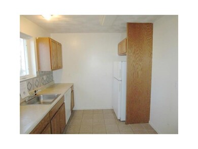 37 Redwing St unit 3, Providence, RI 02907 - photo 6