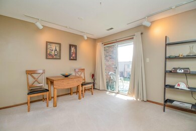 10-Dining Area