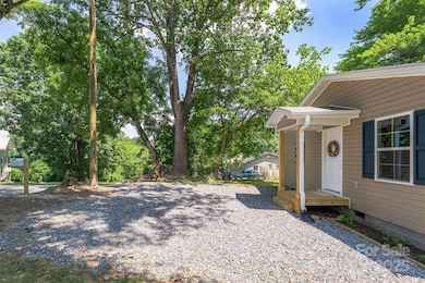 27 Forest Park Rd, Marion, NC 28752 - photo 6