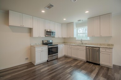 14101 Suburban Dr-104