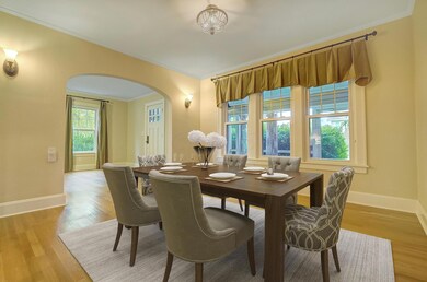 416 E Dunedin Rd, Columbus, OH 43214 - photo 6