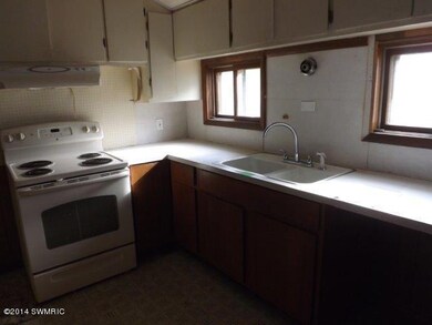 145 S Park St, Cedar Springs, MI 49319 - photo 5