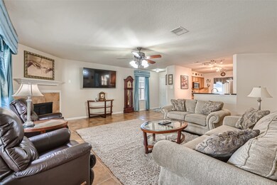 9897 Lace Flower Way, Conroe, TX 77385 - photo 6