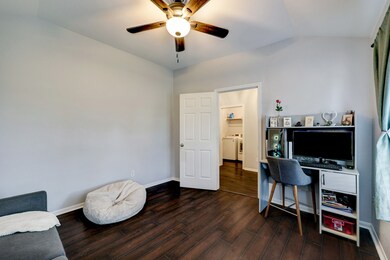 386 De Coster Blvd, Alvin, TX 77511 - photo 4