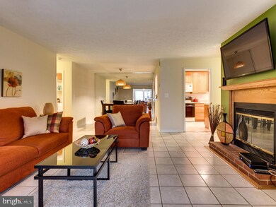 11969 Cardamom Dr unit 11969, Woodbridge, VA 22192 - photo 5