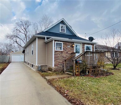 807 E 23rd St, Des Moines, IA 50317 - photo 3