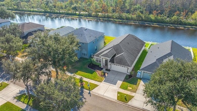 19026 Fishermans Bend Dr, Lutz, FL 33558 - photo 3