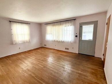 604 S 24th St, Weirton, WV 26062 - photo 5