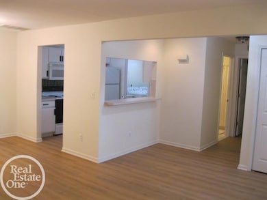 16888 Glenmoor Blvd, Macomb, MI 48044 - photo 5