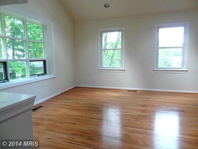 1808 Pepperridge Ln, Reston, VA 20191 - photo 5