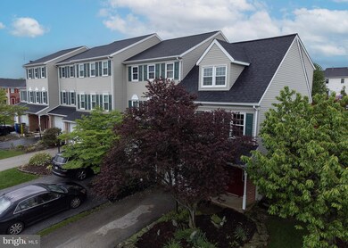 755 Robin Hill Cir, York, PA 17404 - photo 5