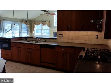 5267 Ridgeview Dr, Doylestown, PA 18902 - photo 5