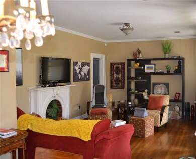 Beautiful hardwood flooring and smooth ceilings th